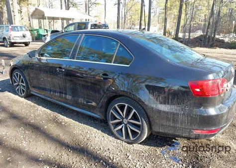 2013 Volkswagen Jetta Gli Autobahn из США, поврежденный, VIN 3VW4A7AJ7DM415430